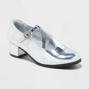 Art class kid’s Dina metallic Silver Dress Heels Shoes Girl’s Size 5 NWT